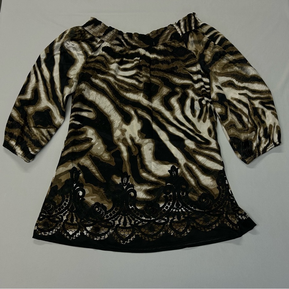 Cache Tunic Top Blouse Size M Silk Animal Print Smocked 3/4 Sleeve Flowy Mobwife - Picture 5 of 13